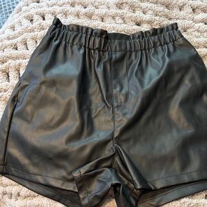 Steve Madden Black Faux Leather Shorts
